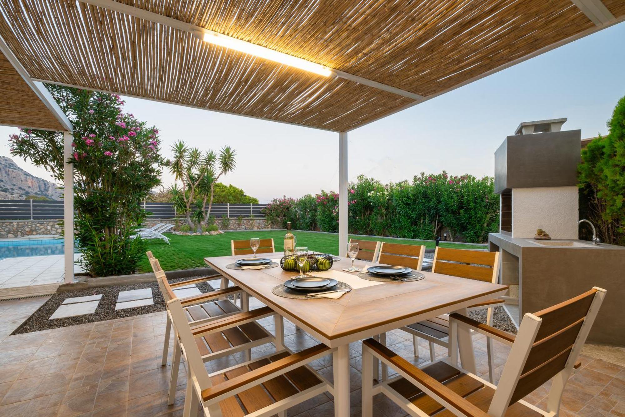 Villa Mariani II - In Lothiarika, Newly Renovated June 2024, Private Pool, Lindos 10 Min, Beach 120M Lardos Exterior photo