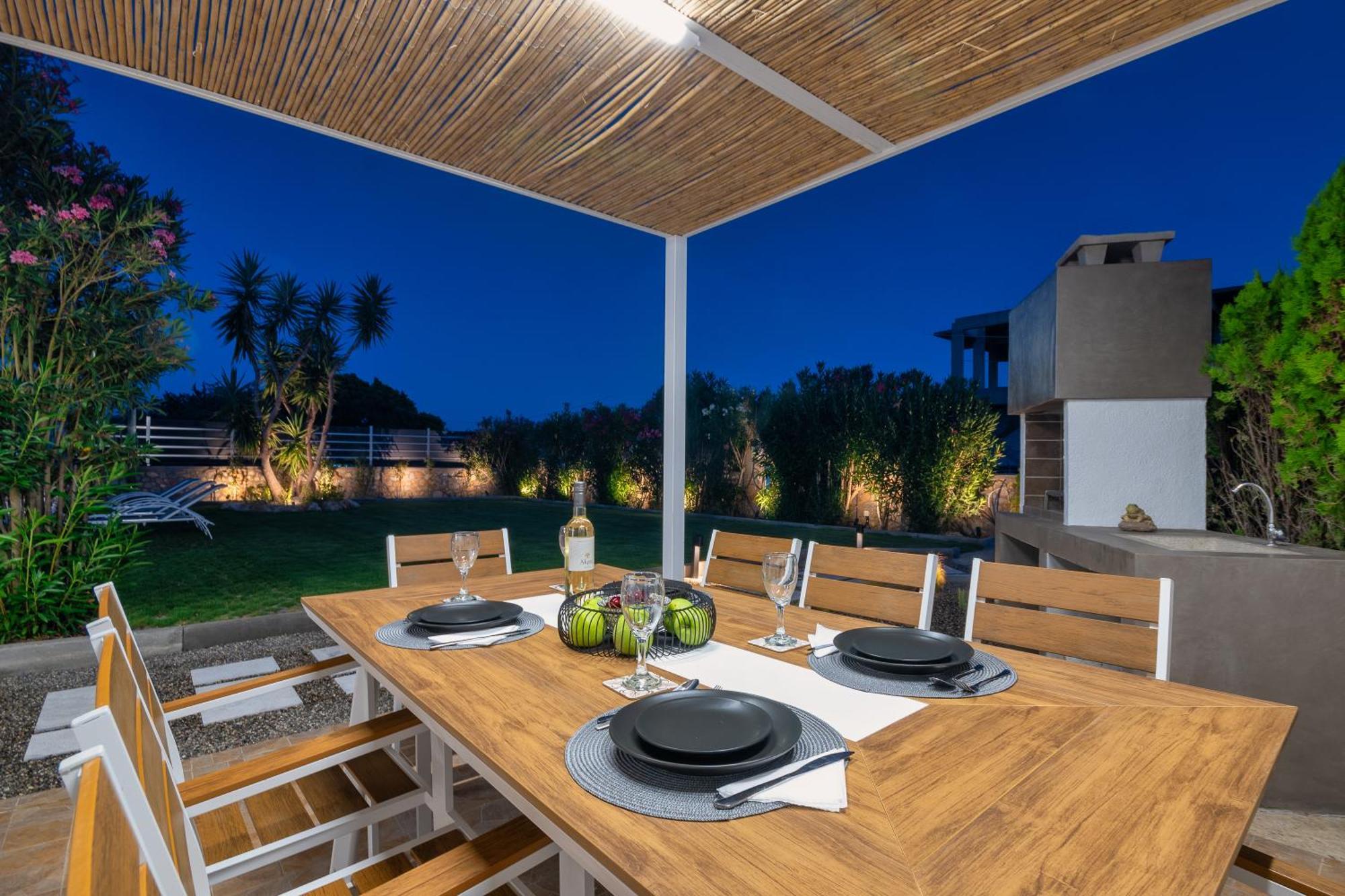 Villa Mariani II - In Lothiarika, Newly Renovated June 2024, Private Pool, Lindos 10 Min, Beach 120M Lardos Exterior photo