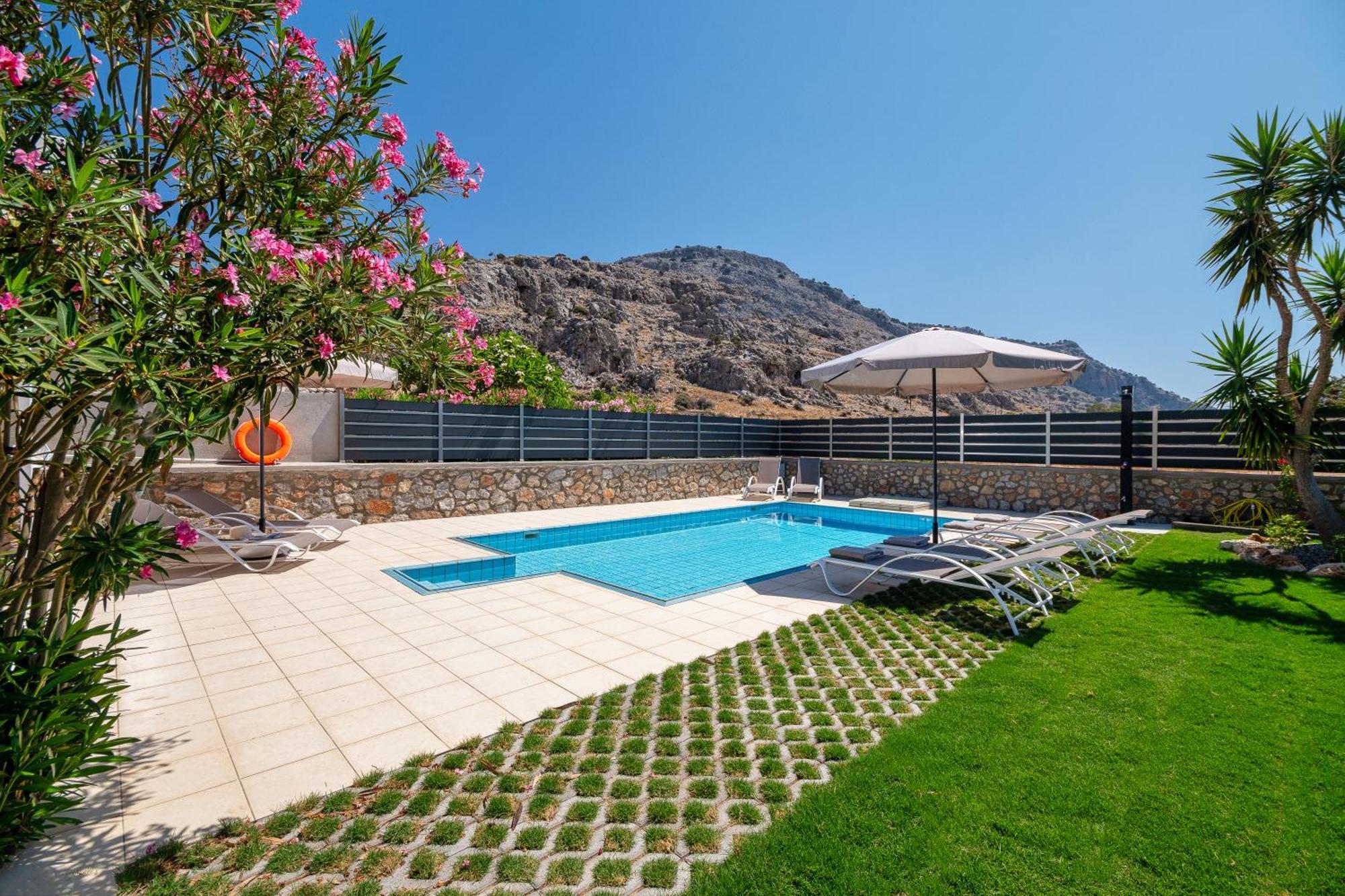 Villa Mariani II - In Lothiarika, Newly Renovated June 2024, Private Pool, Lindos 10 Min, Beach 120M Lardos Exterior photo