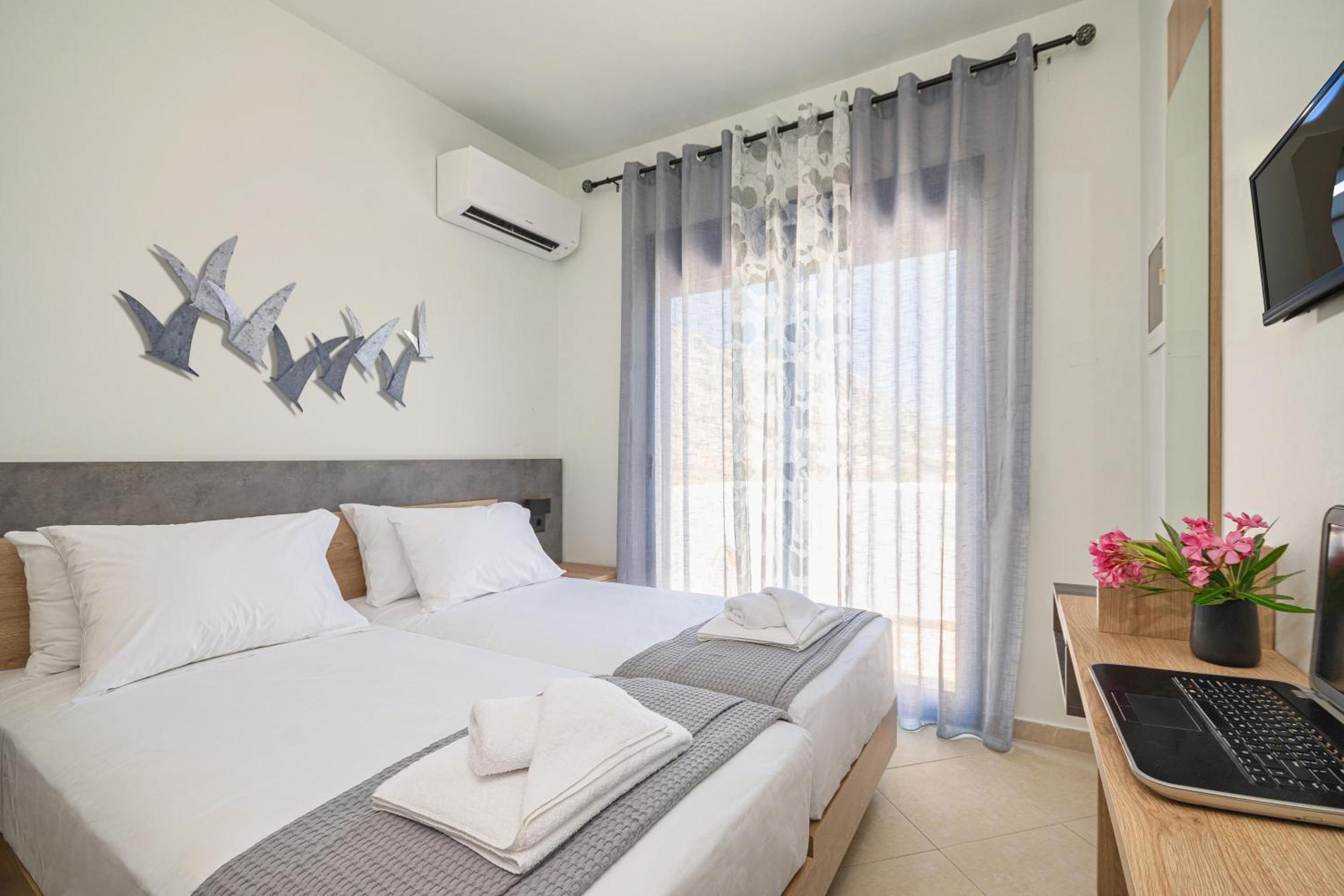 Villa Mariani II - In Lothiarika, Newly Renovated June 2024, Private Pool, Lindos 10 Min, Beach 120M Lardos Exterior photo